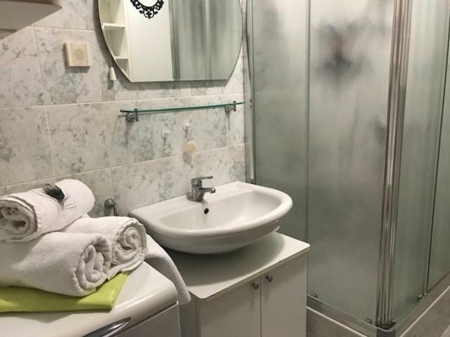 חוואר Pine Apartment מראה חיצוני תמונה